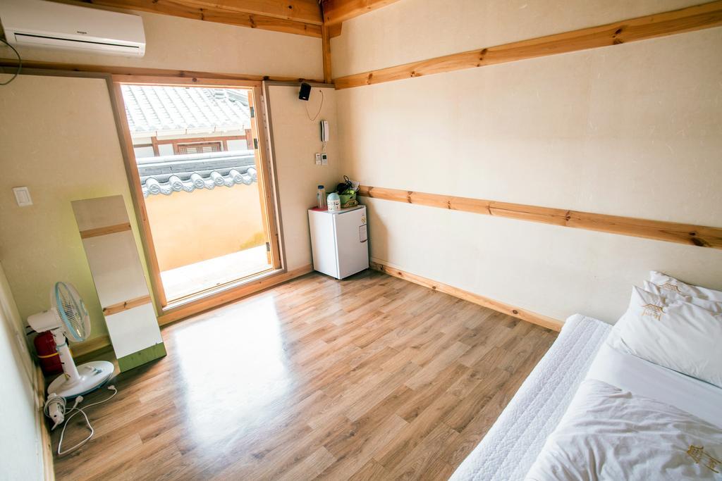 Hotel Jiwoo Dang Jeonju Exterior foto